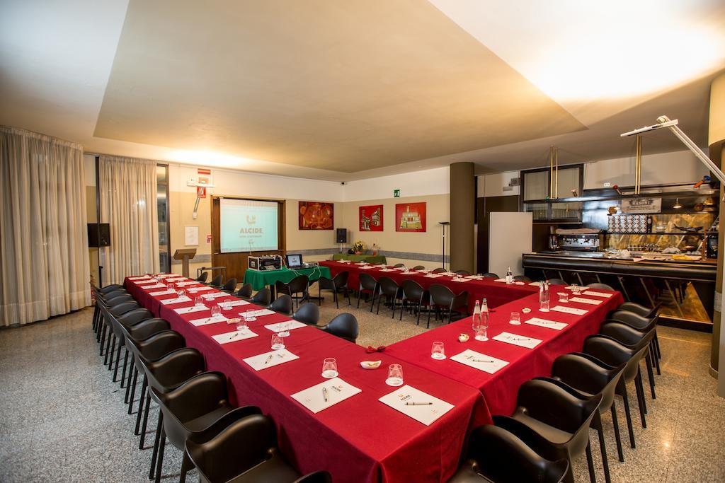 Hotel Ristorante Alcide Поджібонсі Екстер'єр фото