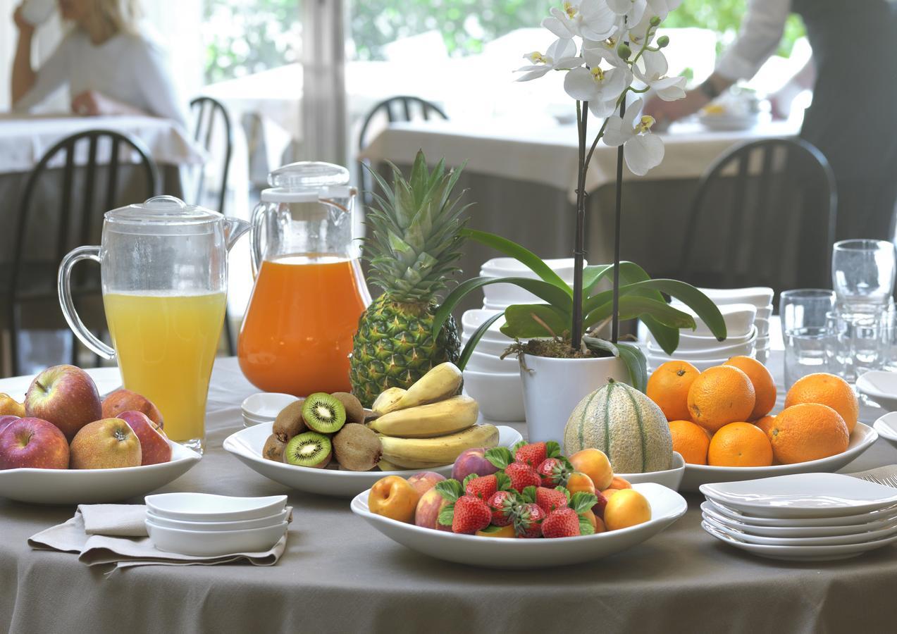 Hotel Ristorante Alcide Поджібонсі Екстер'єр фото