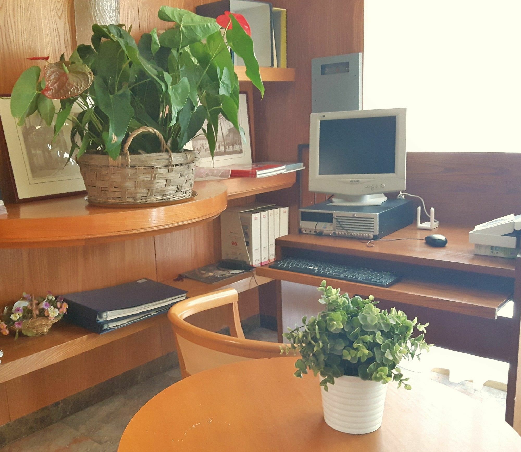 Hotel Ristorante Alcide Поджібонсі Екстер'єр фото